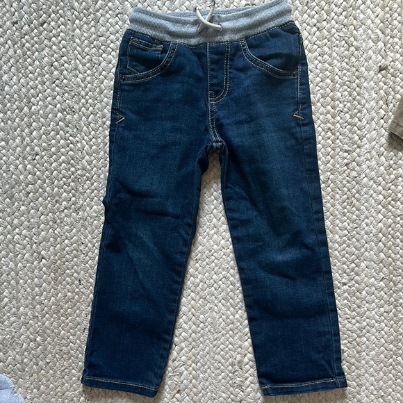 Cat & Jack Boys 4T jeans and khaki shorts bundle - Picture 5 of 8